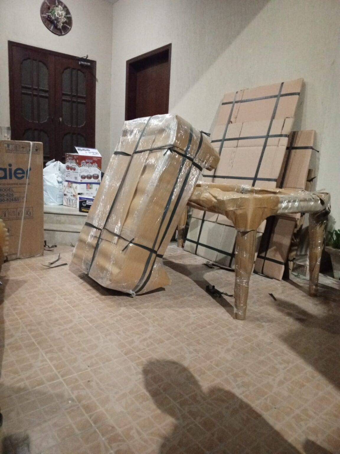 Shifting Services from Gulberg to Model Town